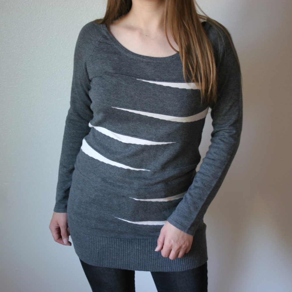 xhilaration M sweater